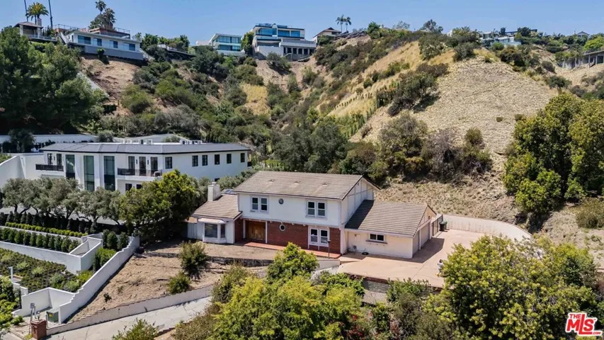 1181 Somera Road, Los Angeles, California 90077