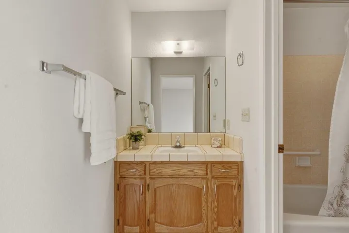 737 Helen Drive, Hollister, California 95023