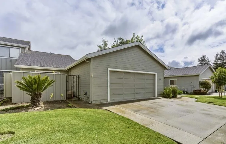 737 Helen Drive, Hollister, California 95023