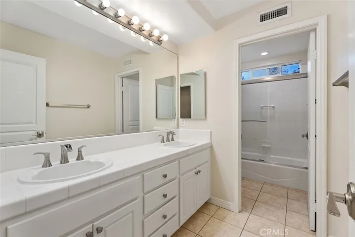 Upstairs guest bathroom