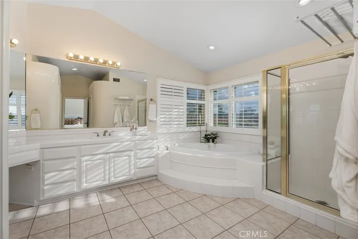 Primary ensuite bathroom