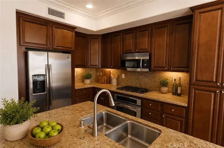 8807 Cuyamaca, Corona, California 92883