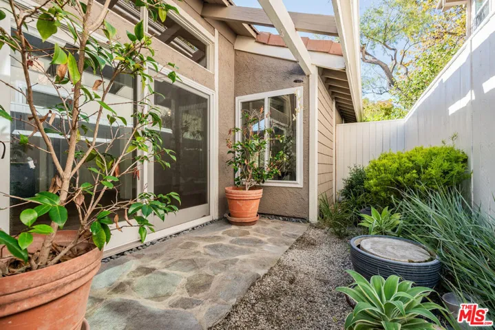 1316 Avenida De Cortez, Pacific Palisades, California 90272