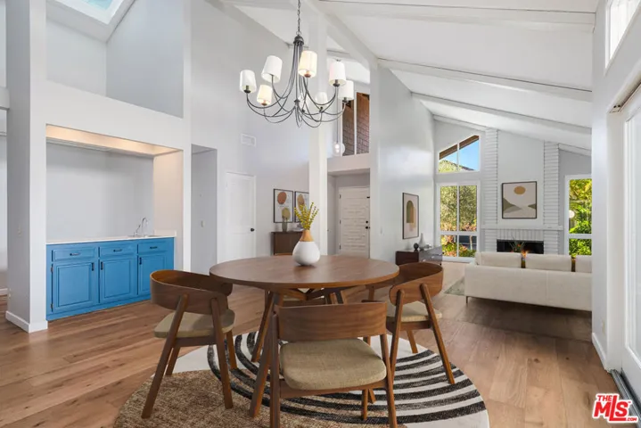 1316 Avenida De Cortez, Pacific Palisades, California 90272