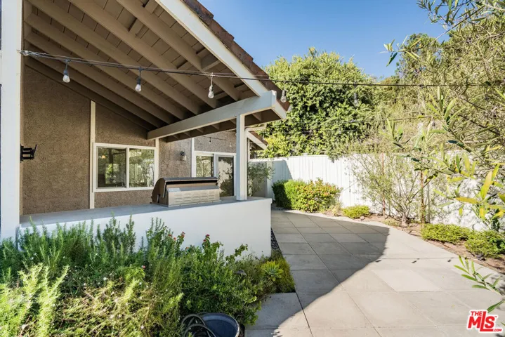 1316 Avenida De Cortez, Pacific Palisades, California 90272