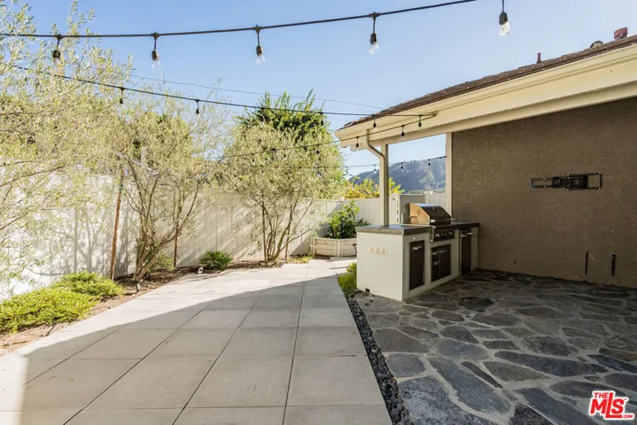 1316 Avenida De Cortez, Pacific Palisades, California 90272