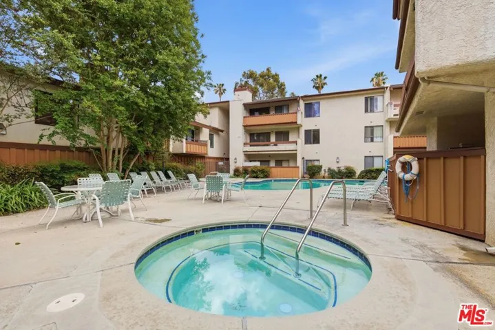 15155 Sherman Way 47, Van Nuys, California 91405