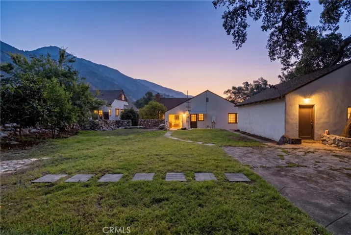 2151 N Altadena, Altadena, California 91001