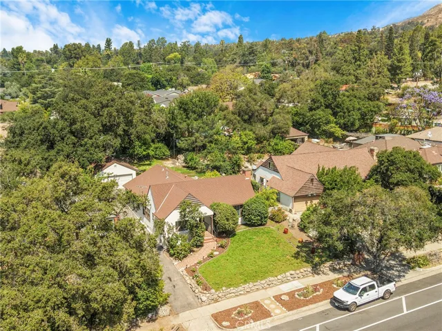 2151 N Altadena, Altadena, California 91001