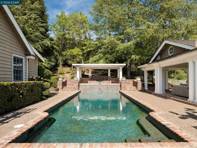 295 Barrington Ln, Alamo, California 94507