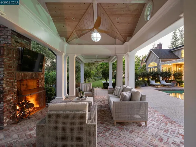 295 Barrington Ln, Alamo, California 94507