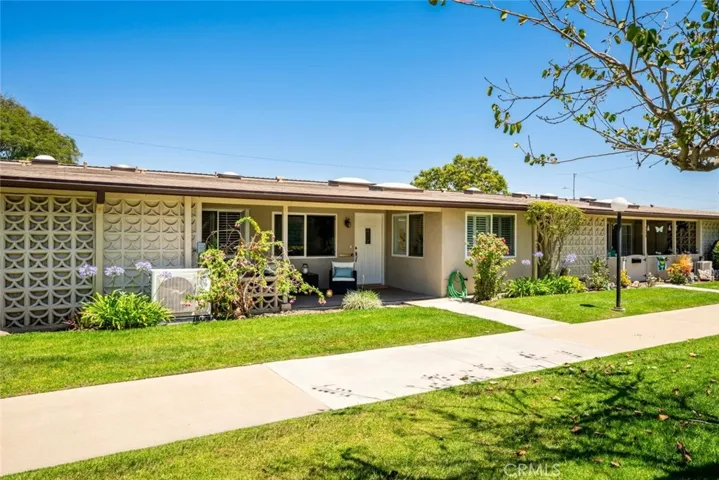 13381 El Dorado Drive 202c M8, Seal Beach, California 90740