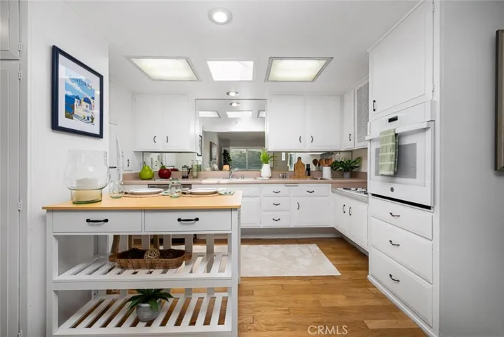 13381 El Dorado Drive 202c M8, Seal Beach, California 90740