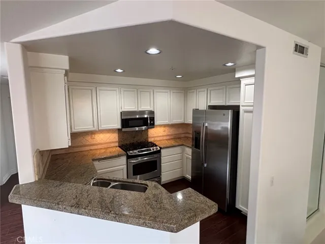 3 Cambria, Mission Viejo, California 92692