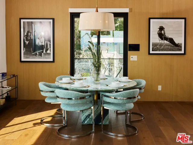 2309 Hollyridge Drive, Los Angeles, California 90068