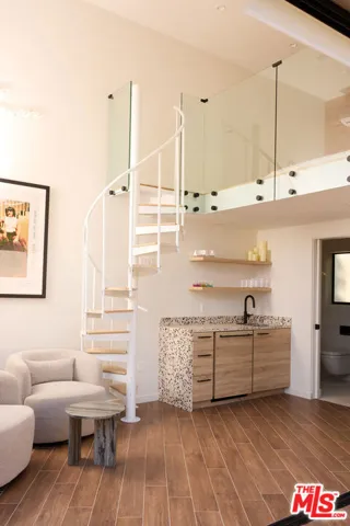 2309 Hollyridge Drive, Los Angeles, California 90068