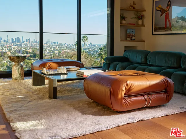 2309 Hollyridge Drive, Los Angeles, California 90068