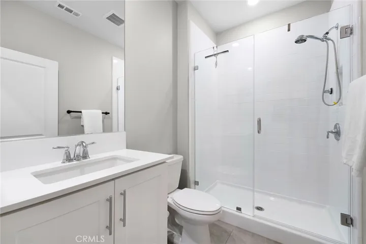 Main floor bath