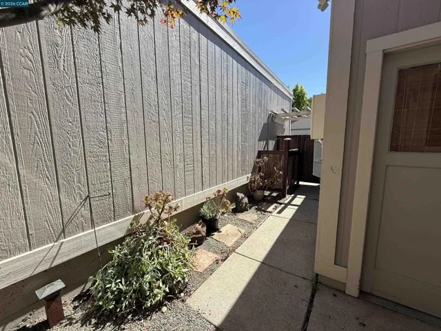 6451 Parklane Plz, Martinez, California 94553