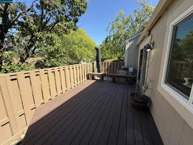 6451 Parklane Plz, Martinez, California 94553