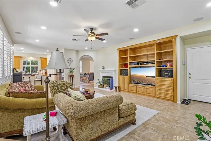 5802 E Treehouse, Anaheim, California 92807