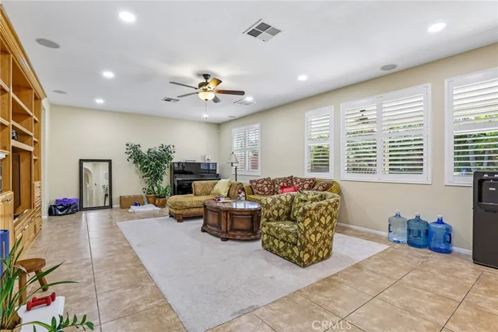 5802 E Treehouse, Anaheim, California 92807
