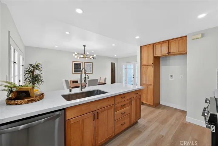 547 Converse, Claremont, California 91711