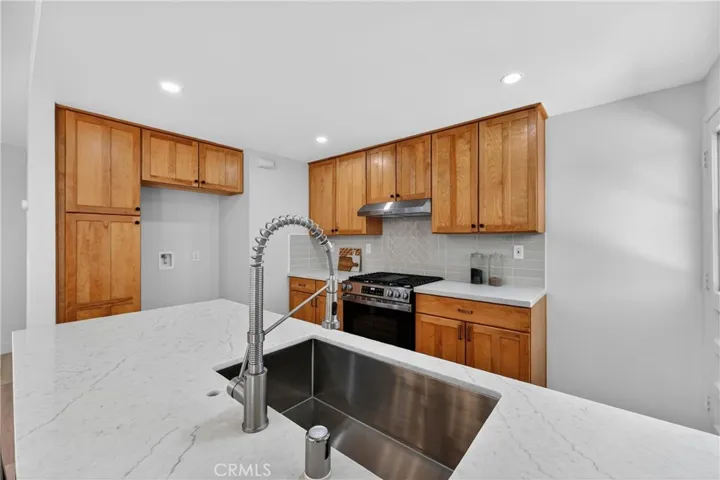 547 Converse, Claremont, California 91711