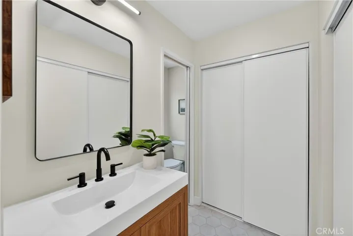 547 Converse, Claremont, California 91711