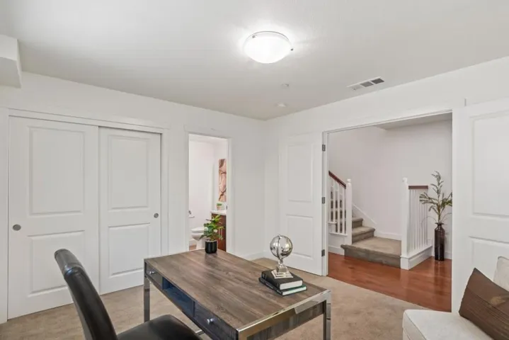 411 Brassinga Court, Palo Alto, California 94306