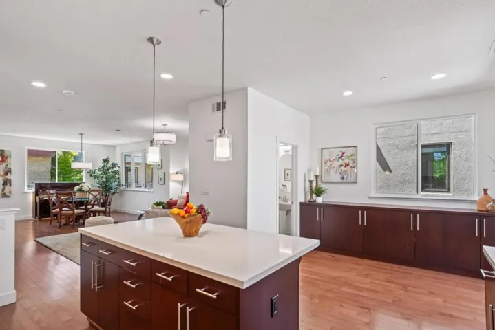 411 Brassinga Court, Palo Alto, California 94306