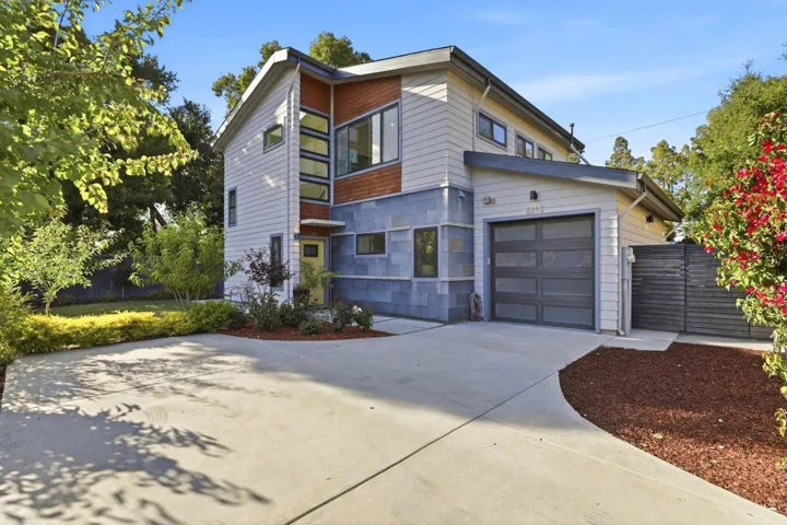 2212 Leland Avenue, Mountain View, California 94040