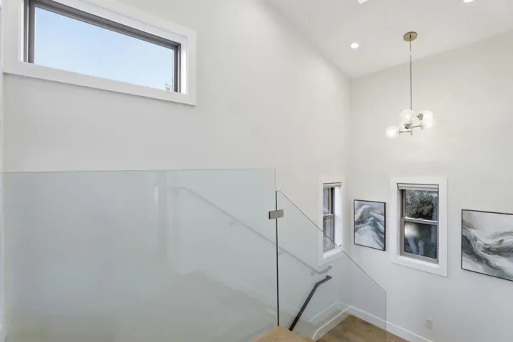 2212 Leland Avenue, Mountain View, California 94040