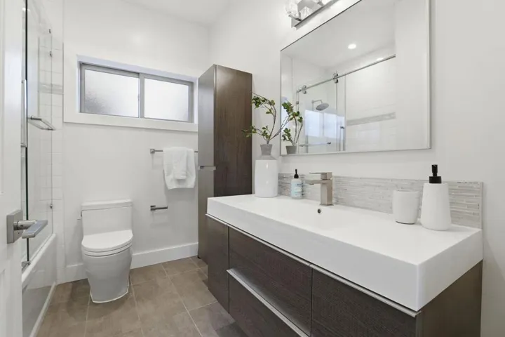 2212 Leland Avenue, Mountain View, California 94040