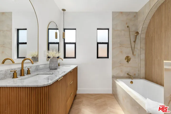 Bathroom #2