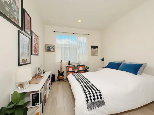 254 N Standard Avenue, Santa Ana, California 92701