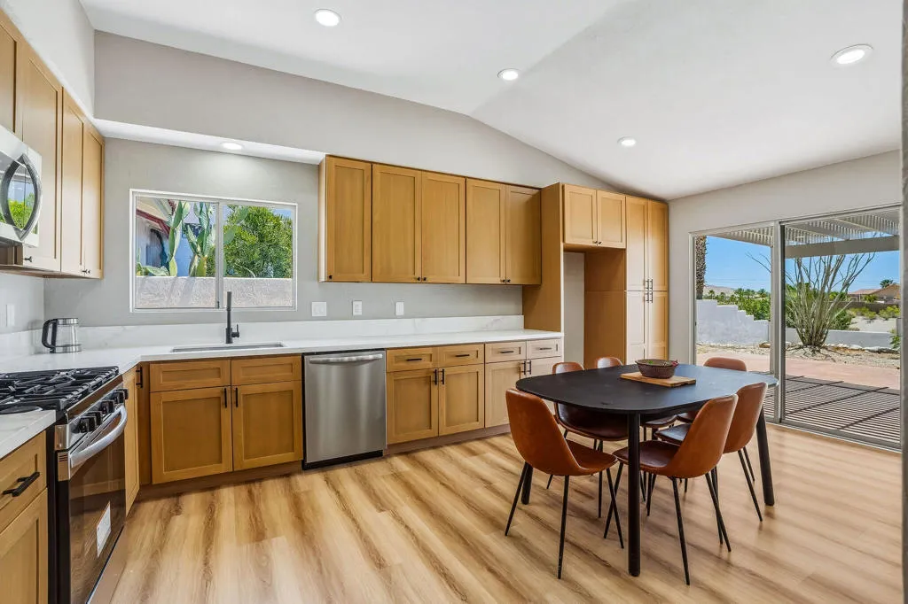 8400annandaleavenue-15 8400annandaleavenue-15