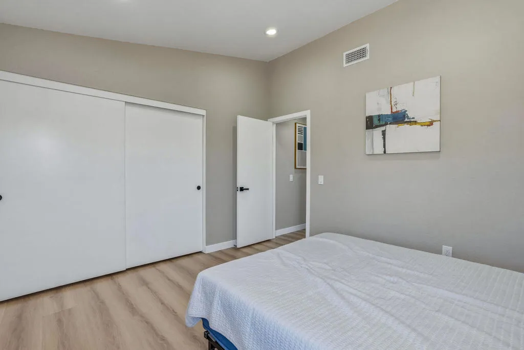 8400annandaleavenue-32 8400annandaleavenue-32