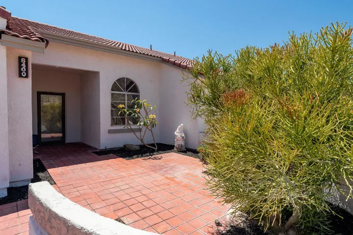 8400annandaleavenue-5