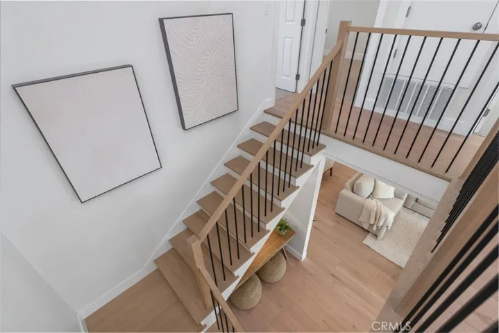 Let's go upstairs and take a look aroung~