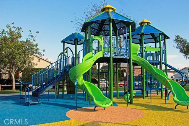 Playground equipment for the kids to​​‌​​​​‌​​‌‌​​‌​​​‌‌​​​‌​​‌‌​​‌‌​​‌‌​​​​ enjoy~