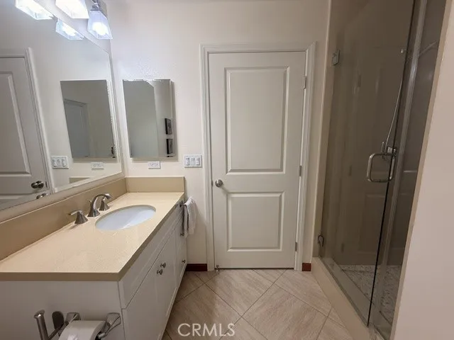 Main floor bath with own shower