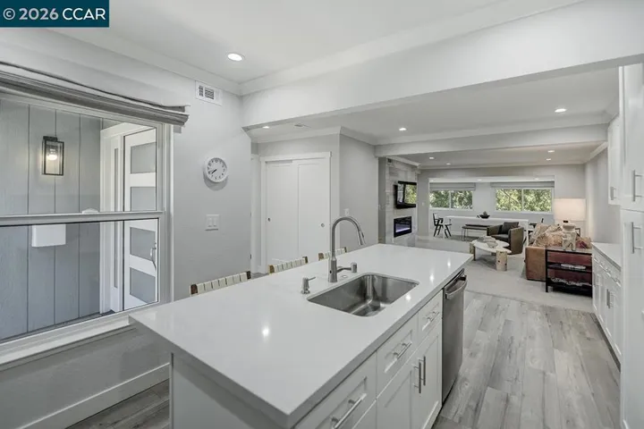 1124 Singingwood Ct 5, Walnut Creek, California 94595
