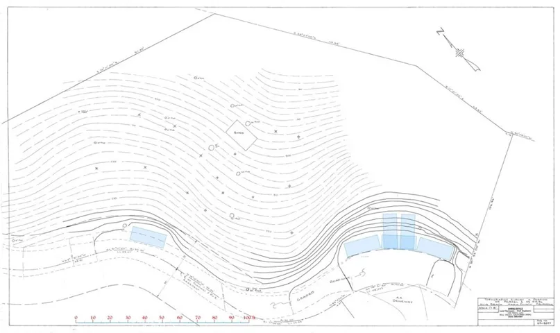 Topo showing off-street parking