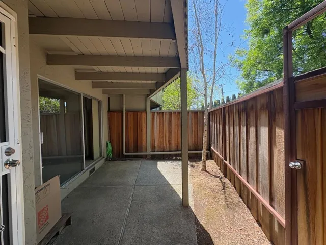 1155 Weyburn Lane 26, San Jose, California 95129