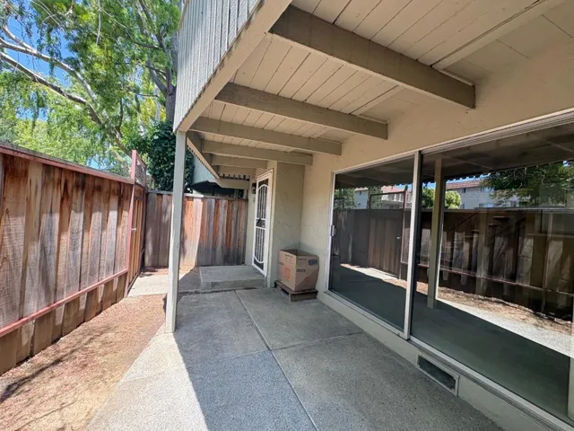 1155 Weyburn Lane 26, San Jose, California 95129