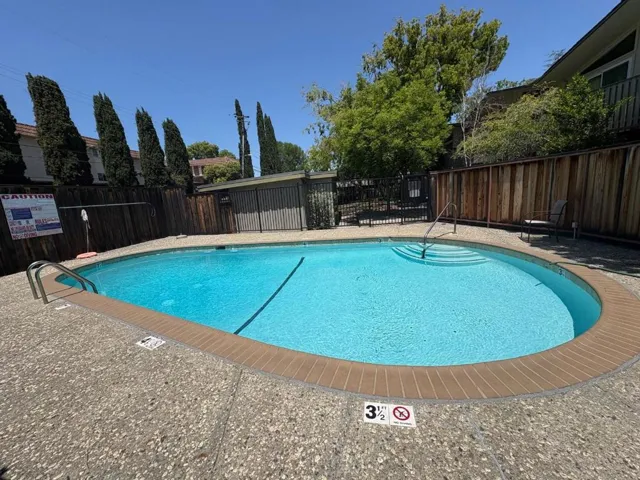 1155 Weyburn Lane 26, San Jose, California 95129