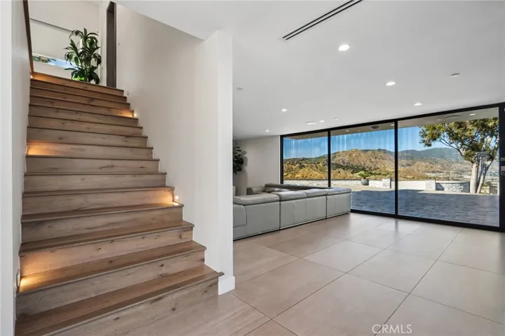 13042 Jolette Avenue, Granada Hills, California 91344