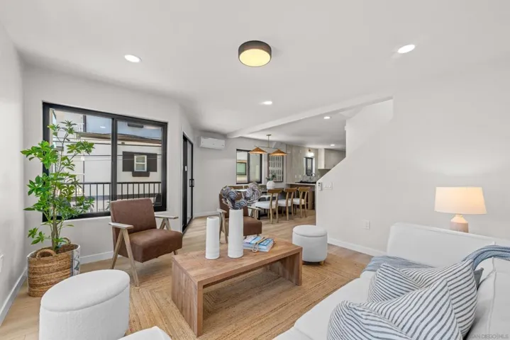 3721 Strandway, San Diego, California 92109