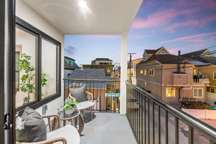 3721 Strandway, San Diego, California 92109